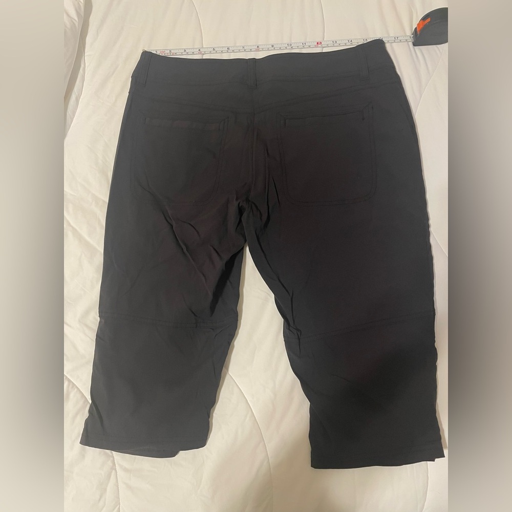 Prana Women's Size 12 Black Capri Pants - Picture 3 of 5